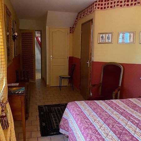 Chambres Et Table D'Hotes Du Coquerel Saint-Simeon  Exterior photo